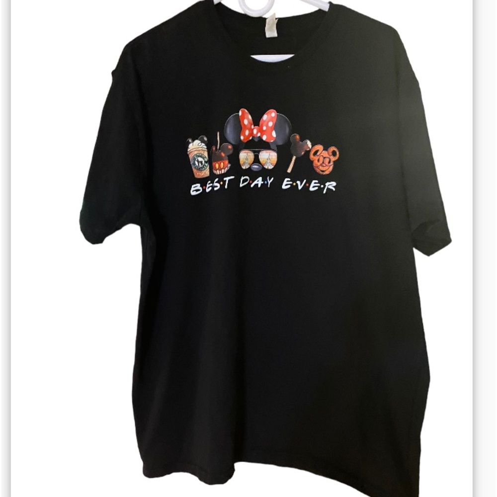 Circle clothing Disney Halloween designed shirt. Size 2x “
